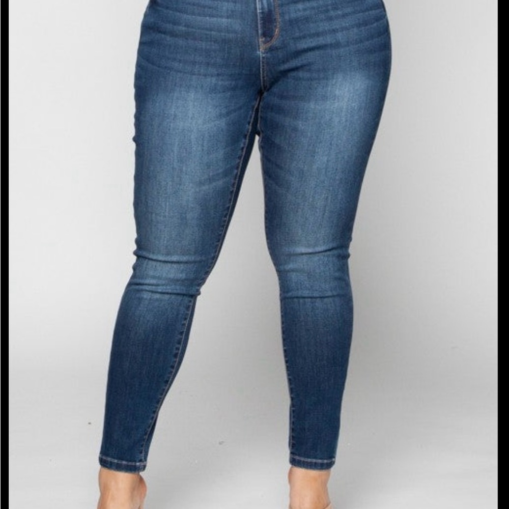 High Waisted Sustainable Denim Skinny Jeans-Plus Size